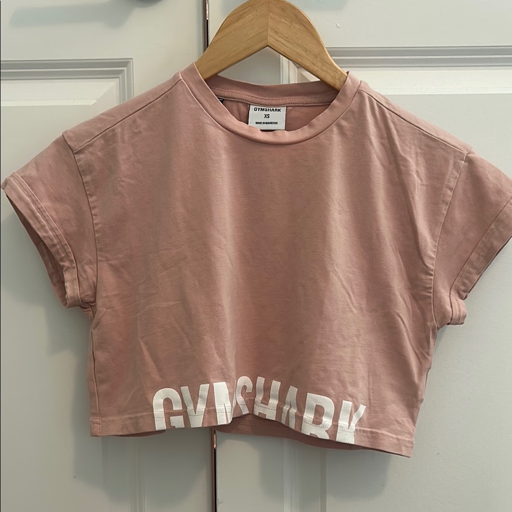 Gymshark XS Blush Cropped Tee